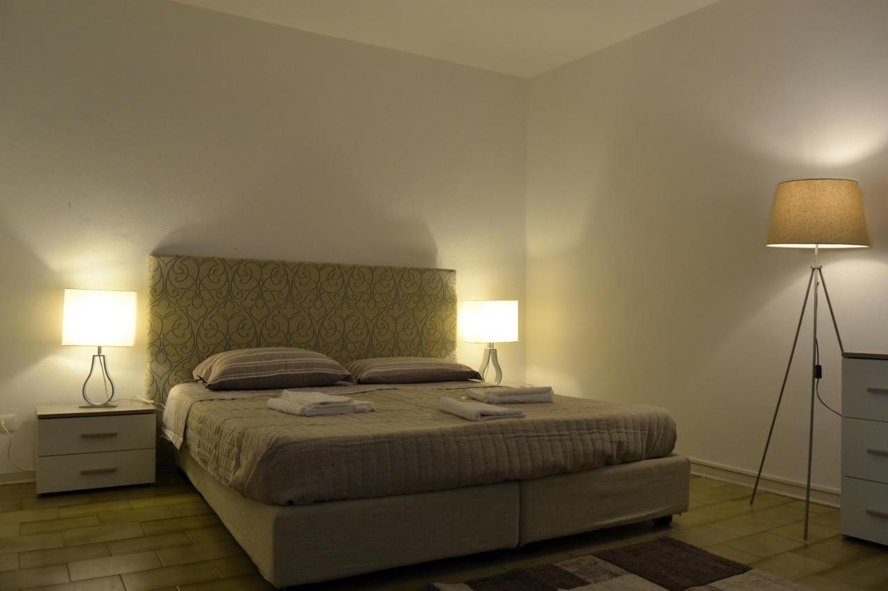 Gabrielli Rooms Et Apartments Sant Antonio Alloggio 4 M0230914084 Verona Exterior photo